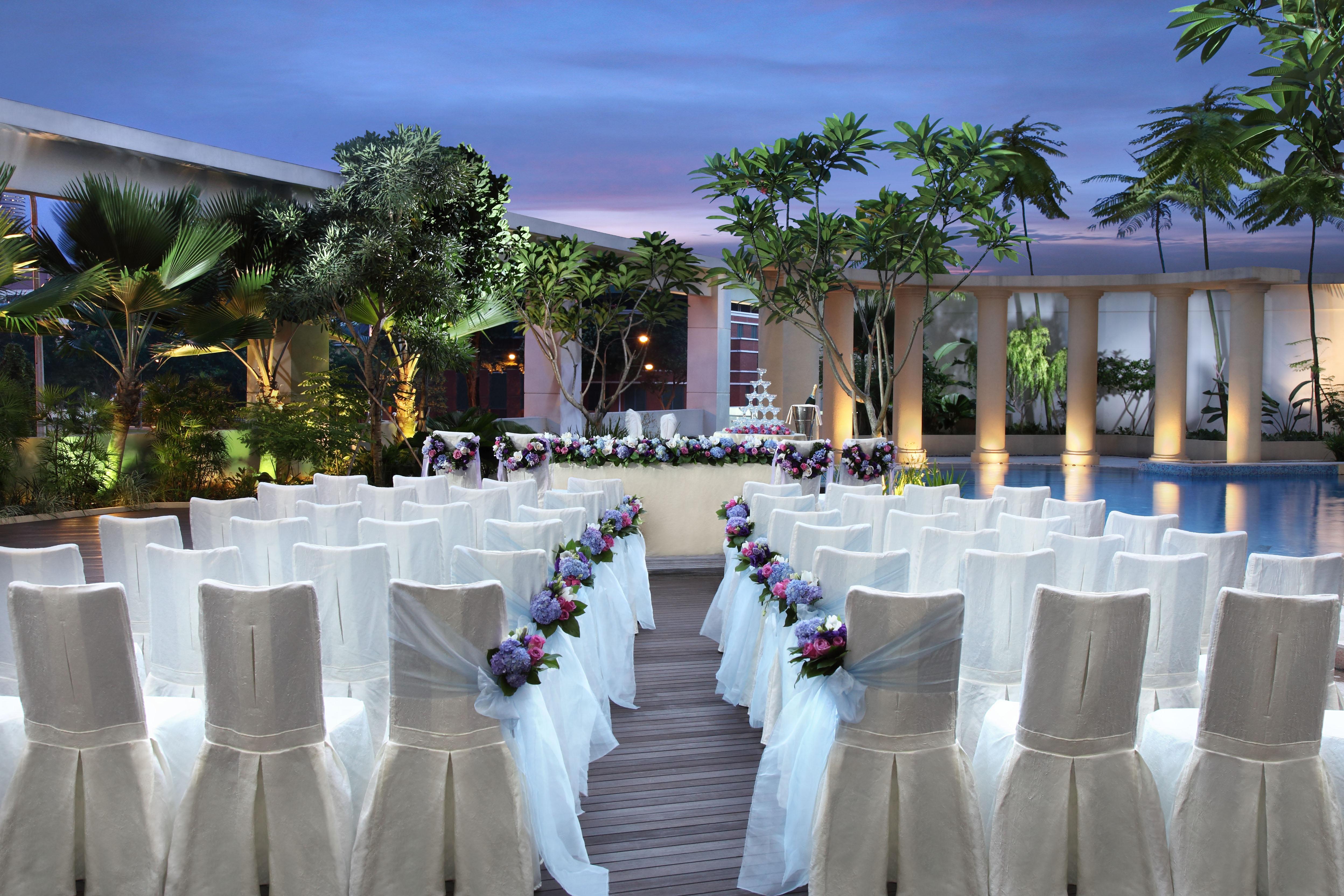 The Robertson House By The Crest Collection Hotel Singapore Exterior photo Wedding at the pool deck