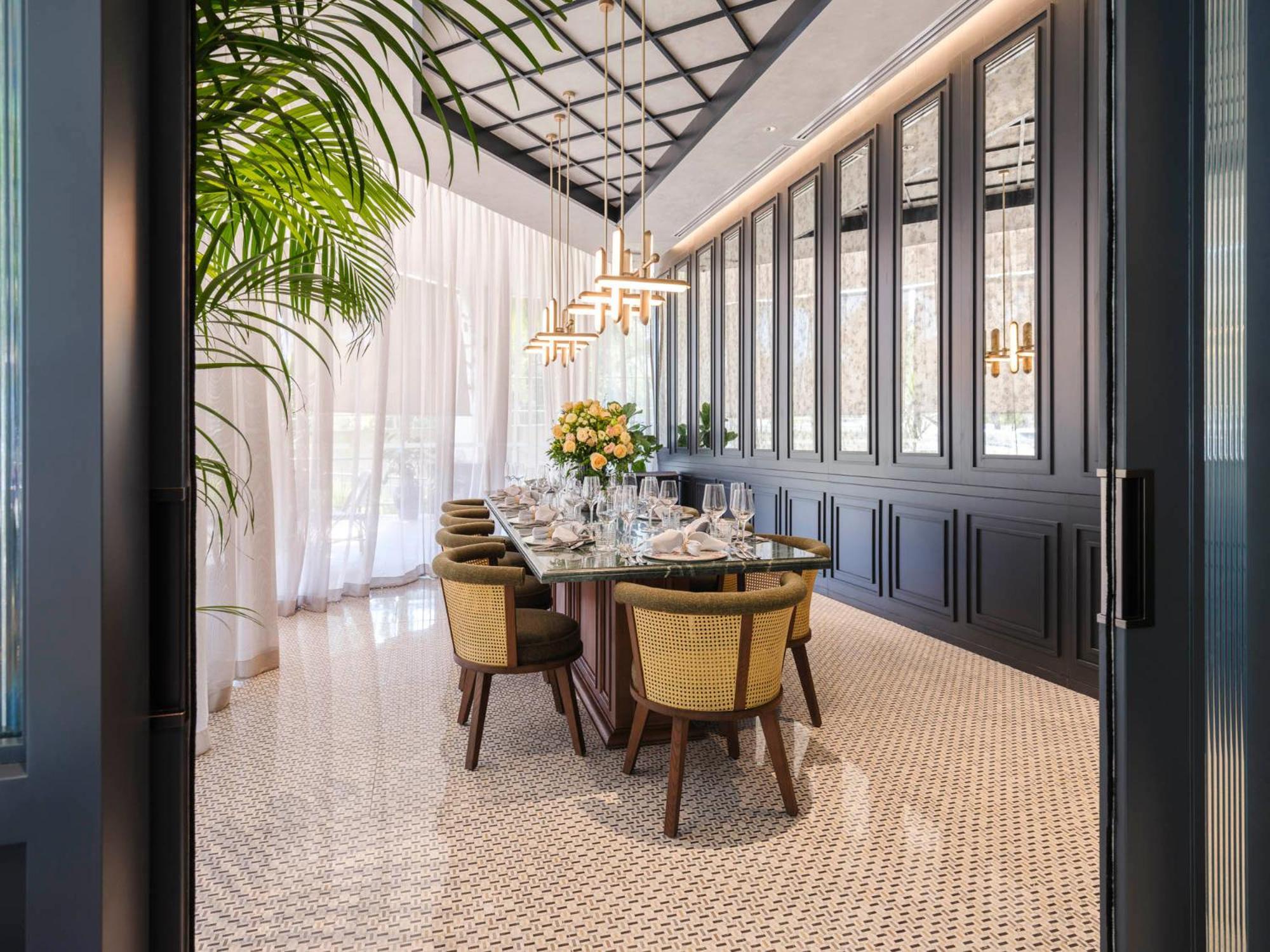 The Robertson House By The Crest Collection Hotel Singapore Exterior photo The private dining room at the restaurant